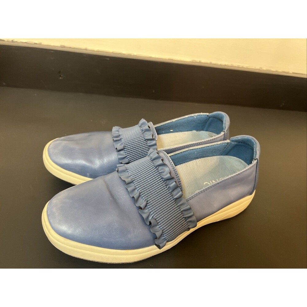 Earth Origins Ellis Shoes Womens Blue Leather Ruffle Casual‎ Comfort Slip On 7.5 - Picture 6 of 10